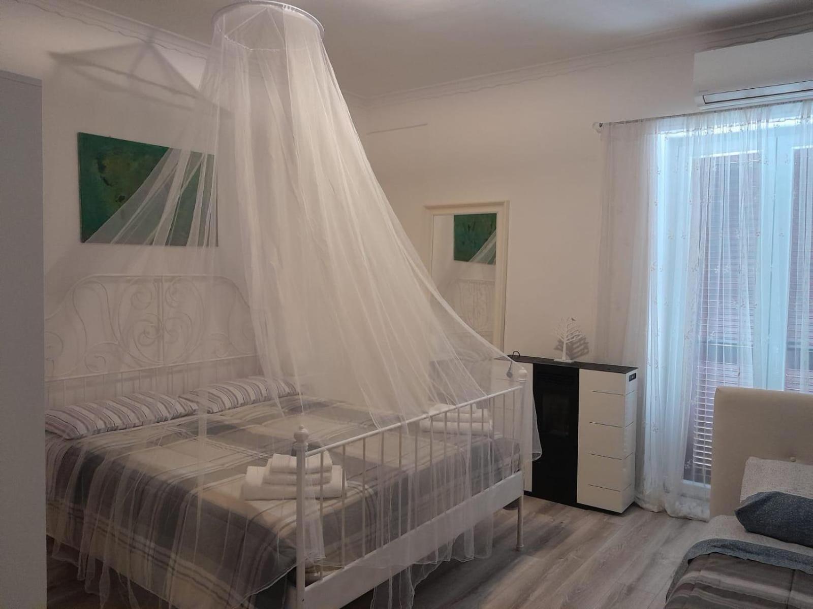 Panoramic Apartment نابولي المظهر الخارجي الصورة